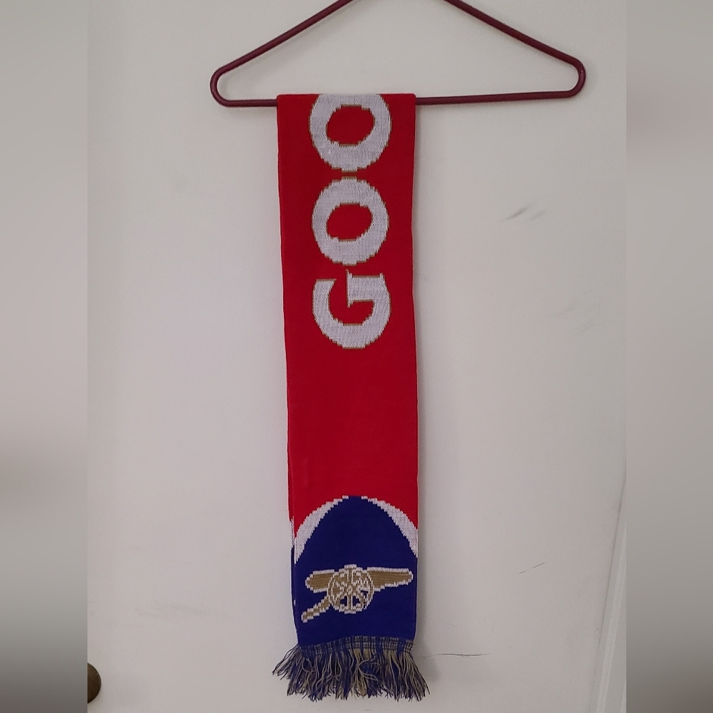 Arsenal F.C. Scarf - Picture 3 of 5